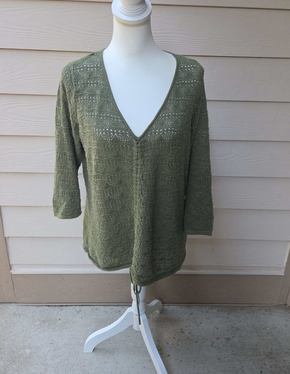 Torrid Olive Green Openwork V-Neck Sweater Womens Size 1X